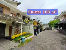Rumah Siap Maguwo 4 Kamar Full Furnished dalam Cluster