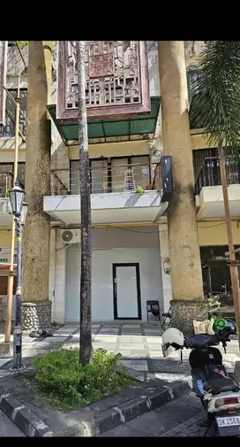 DISEWAKAN RUKO 4 LANTAI FURNISH DI CENTRAL PARK KUTA IC