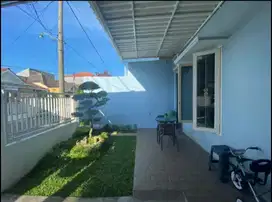 DEKAT GATE PINTU MASUK UTAMA Rumah 1,5 Lantai Deltasari Waru Sidoarjo