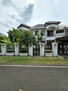 Dijual Rumah Second Hook Dalam Komplek Elite Duren Sawit Jakarta Timur