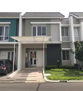 Dijual Rumah Kawasan Symphonia Gading Serpong Depan Club House