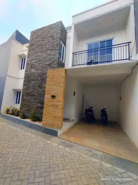 RUMAH BARU MODERN BAGUS DLM CLUSTER 8 RMHAN AKSES 2 MBL DKT TOL TAMINI