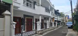 Rumah Bungur Besar, Dekat Pengadilan Negeri Jakarta Pusat