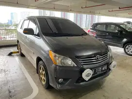 KIJANG INNOVA V DIESEL AT