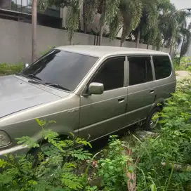 Toyota Kijang 2004 Bensin