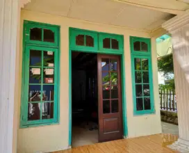 Jual tanah investasi dapat Rumah Klasik di hoek di Rawamangun