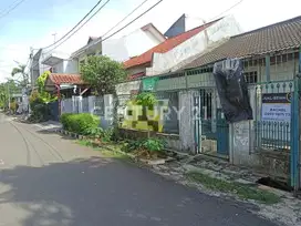 Rumah Tua Lokasi Strategis Di Kayu Putih Jakarta Timur S7321