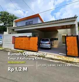 Rumah Baru Dekat Sd Model Timur Jalan Kaliurang km 9 Furnished