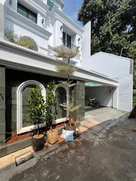 DIJUAL RUMAH BARU TAHAP FINISHING DI CILANDAK BARAT JAKARTA SELATAN