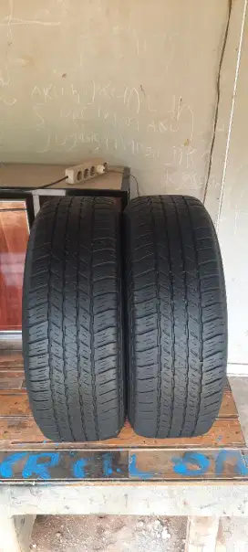 Ban Pajero/Fortuner Bridgestone 265/60.R18 tahun 2023 kondisi 80%