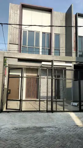 Rumah Gress Kalikepiting Lebar 6 Siap Huni, Dekat Dharmahusada, Unair