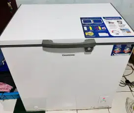 Freezer chanchong, baru dipakai 1 bulan lebih uk 210