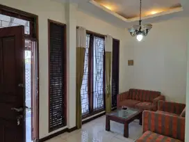 Rumah 4 Km Kalisari Pasarrebo