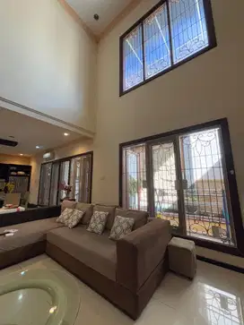 DIJUAL RUMAH REGENCY 21 TERAWAT SIAP HUNI KAWASAN ELITE SURABAYA TIMUR