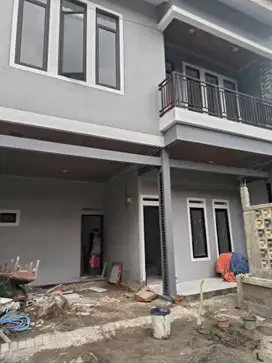 Rumah Ciracas Jakarta Timur