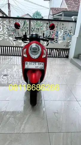 Scoopy 2024 prestige merah keyless