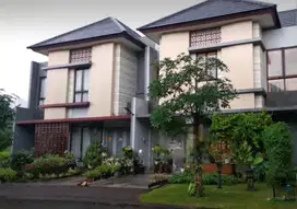 Dijual Rumah 2Lantai Di Eminent Bsd City