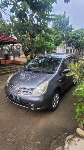 Nissan Grand livina 2009 Bensin