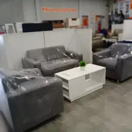 Sofa terbaru dengan kualitas terbaru dan terkini,bahan kuat dan mantap