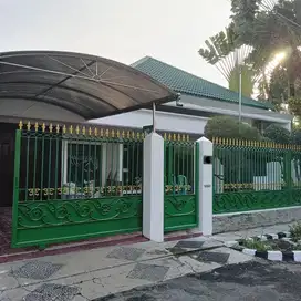 Disewakan Rumah Darmo Baru Barat