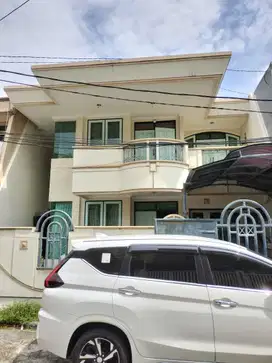 Rumah Bangunan Mandiri Disunter Jakarta Utara Furnished