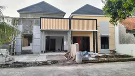 Rumah siaphuni di Gangin bangetayu wetan, 4 menit stasiun alas tuo