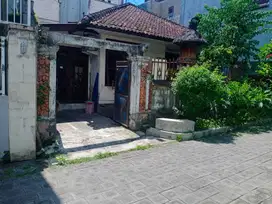 Beli Tanah 150m2 Isi Rumah di Gn Catur Gatsu Barat