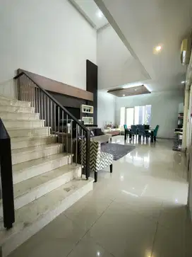 BEST DEAL RUMAH CITRALAND UTAMA FURNISHED LUAS 300AN