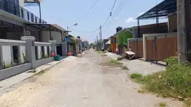 Tanah Luas 180m²/1.8are Lokasi Jl Pulau Bungin Denpasar area Strategis