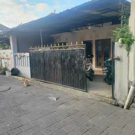 Rumah dijual di Mekar Pemogan