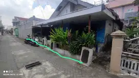 Tanah dan bangunan strrategis monjali dlm ringroad 5 menit ke UGM