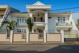 Rumah Premium Super Strategis Jl. Kancil Dekat Mall Ratu Indah SHM