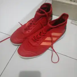 Sepatu Futsal adidas predator 41