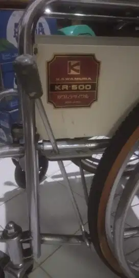 Kursi Roda Kawamura KR 500
