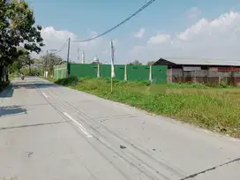Tanah Pekarangan 2016m² Cocok Untuk Gudang Karanganyar