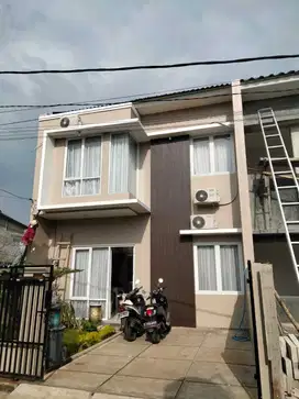 Dijual Rumah siap huni 2 lantai di Jatisari, jati asih Bekasi.
