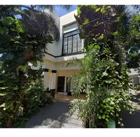 Dijual rumah Cantik di Serpong Park BSD City