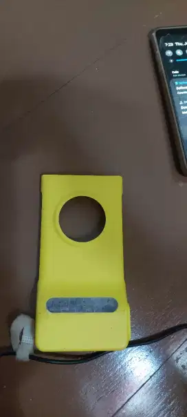 Camera grip plus charger nokia 1020