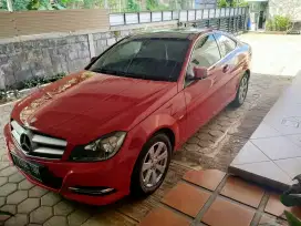 Bmw merah panoramic