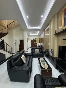IP3034: Rumah Semi Furnished Komplek Taman Duta Mas Jelambar