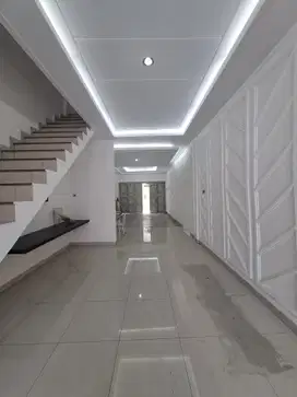 Dijual Townhouse Jl.Brigend Zein Hamid/Titi Kuning dekat Maju Bersama
