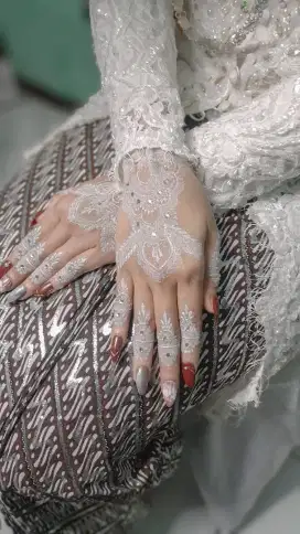 Jasa Henna Wedding Maroon Henna dan White Henna