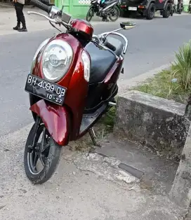 Dijual Scoopy tahun 2014 6juta nego ongkos minyak