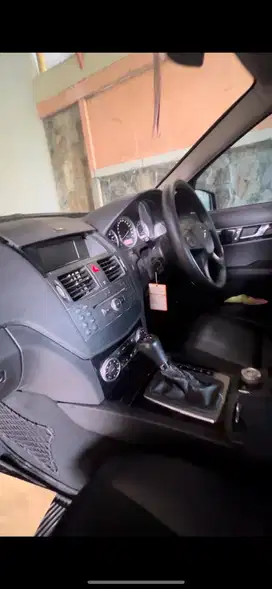 Mercedes-Benz C200 Kompressor 2009 Bensin