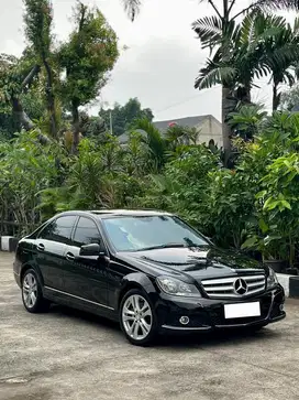 {Harga Cash} Mercedes Benz W204 C200 A/T 2013 (Facelift)