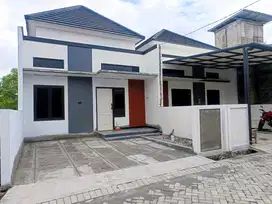 Rumah di dolog 3 menit Swalayan aneka jaya Wolter monginsidi