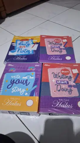 BUKU TULIS SAMBUNG SIDU
