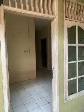 KONTRAKAN / PETAKAN STRATEGIS TANJUNG BARAT, JAKARTA SELATAN