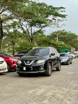 (Cash) X-Trail T32 2.5 at 2016 hitam xtrail dp 5jt kredit cr v bagus