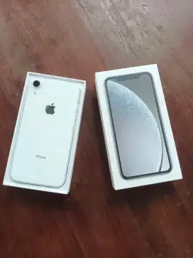 Iphone XR White 128 Resmi iBox mulus perfect like new Bh 81 nomin NET